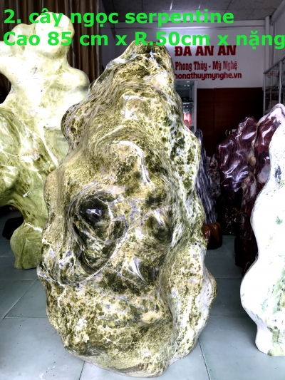 Cây đá ngọc serpentine cao 85 cm nặng 130 kg