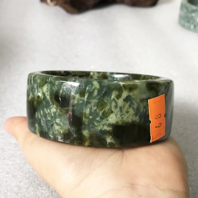 vòng tay bản vuông màu xanh lá cao 3 cm nhiều size